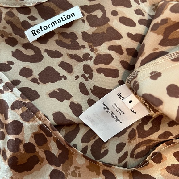 Reformation leopard top - Picture 2 of 2